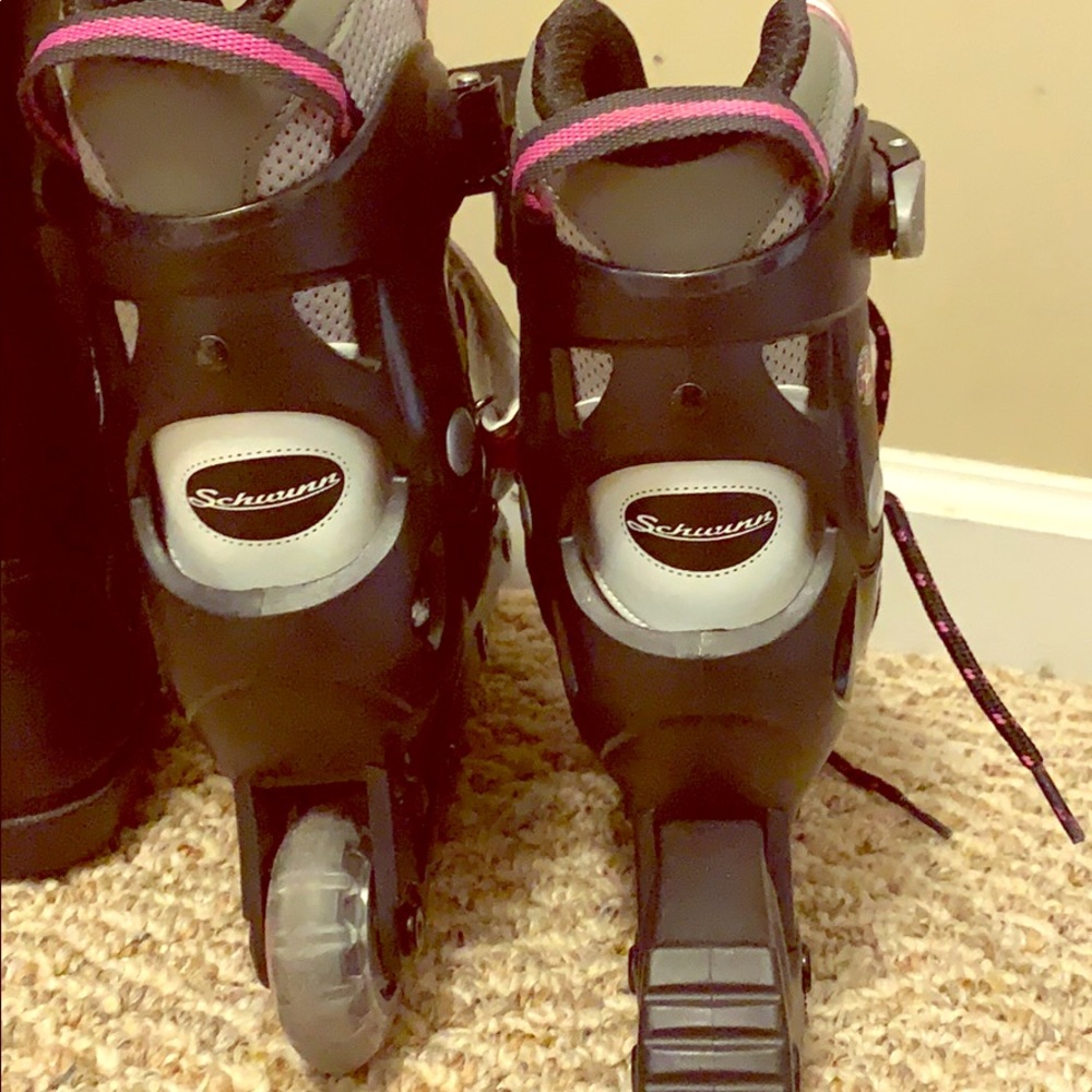 Roller blades